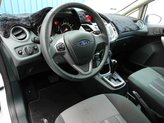 Ford福特 Fiesta 進口版1.4 照片9