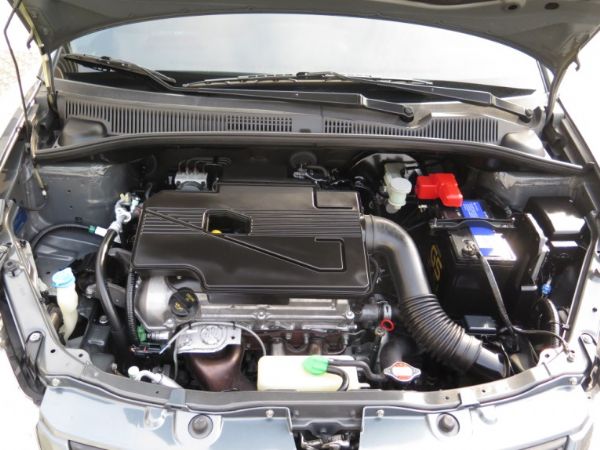 Suzuki 鈴木 SX4 1.6 照片6