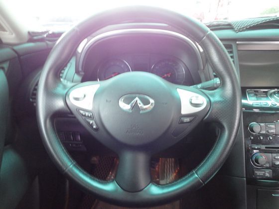 Infiniti 極致/FX35 照片6