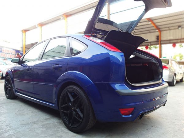 認㊣06年式 FOCUS 2.0S 五門 照片9