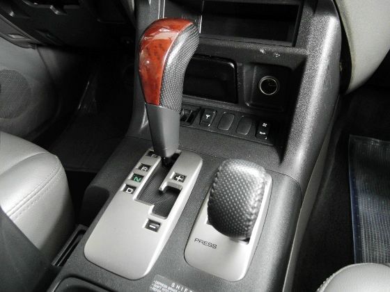 三菱 Pajero 4WD 3.5 照片5