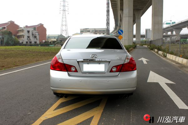 05年M35.旗艦豪華房車 猶如新車! 照片5