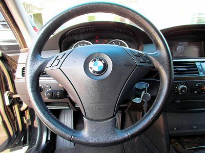 BMW 525I E60型 黑 照片9