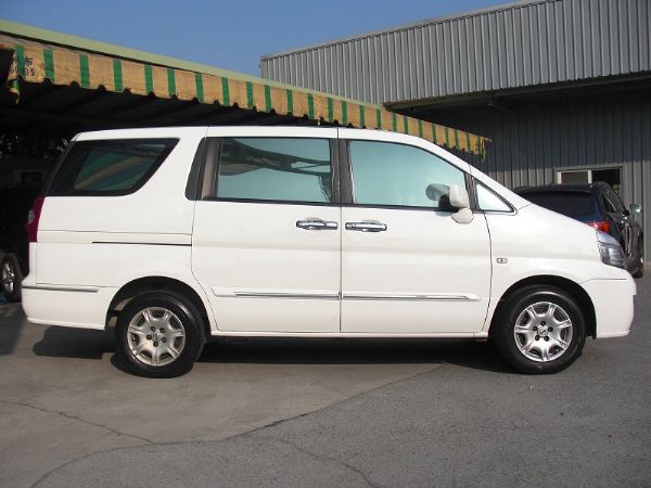 12年日產 SERENA Q-RV 白 照片5