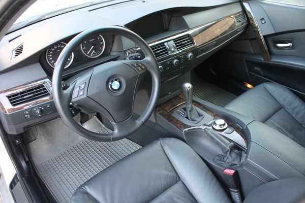 E60 530 中古車 免頭款 照片4