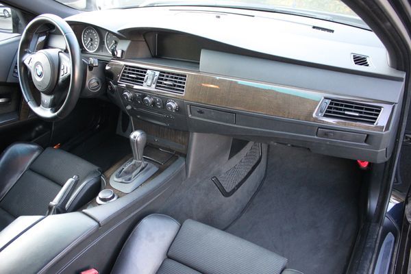 E60 530 中古車 免頭款 照片5