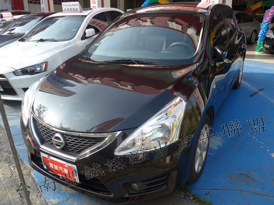 Nissan 日產/Tiida 照片1