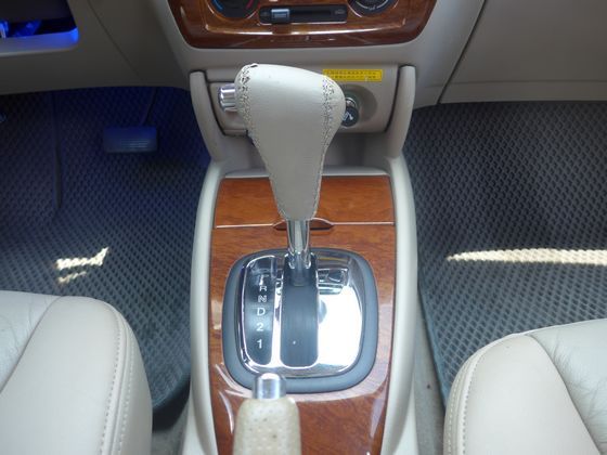 福特/Tierra LS 2003 照片7