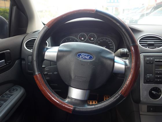 Ford 福特/Focus 照片3