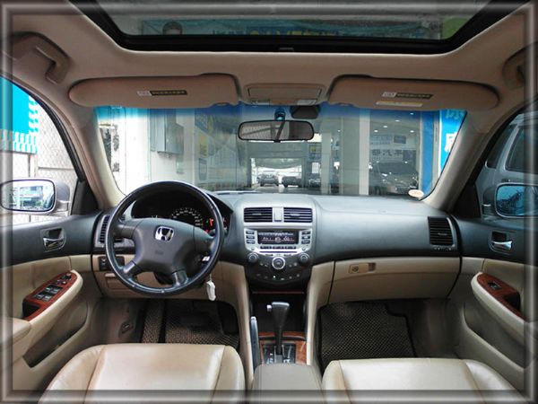 雅歌K11 2.0性能房車.穩定性高 照片3