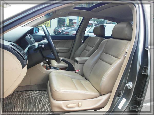雅歌K11 2.0性能房車.穩定性高 照片4