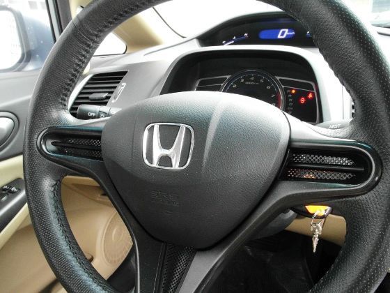 Honda 本田 Civic 1.8 照片3