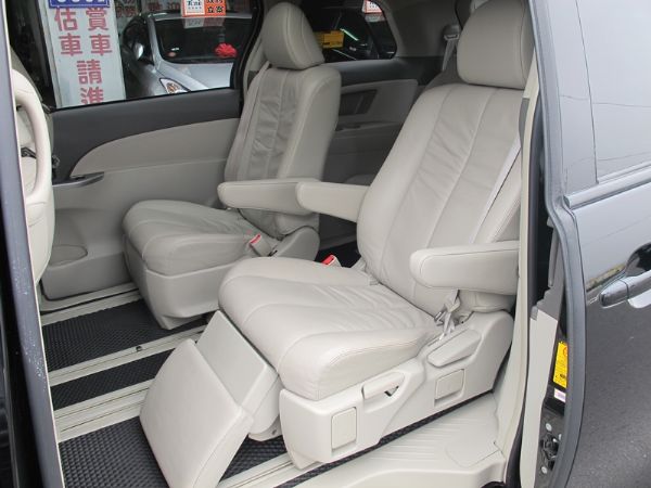 10年 PREVIA 2.4 頂級 電滑 照片4