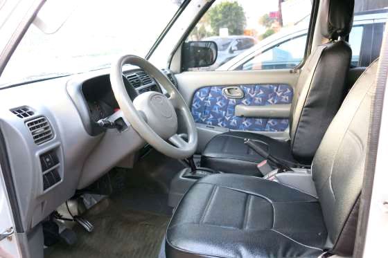 Ford 福特 PRONTO 1.0 照片4