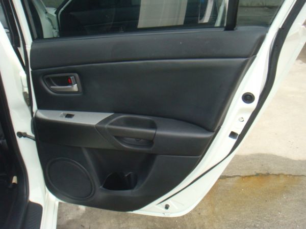 MAZDA 3 2.0S 照片6