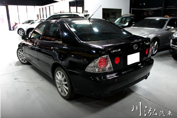 LEXUS IS 05年 IS200黑內 照片7