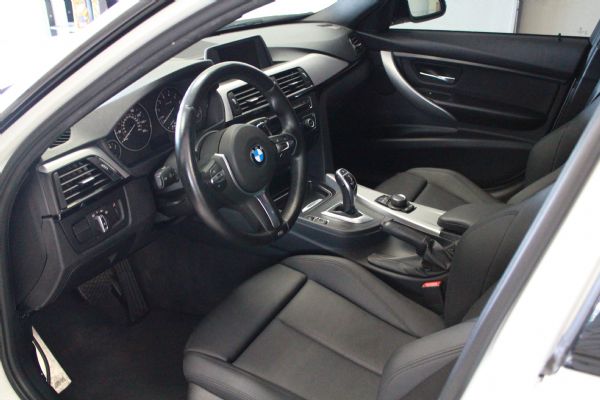 BMW 328i 正M-sport版  照片6