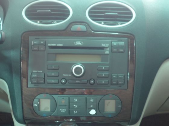 Ford 福特/Focus 1.8 照片6