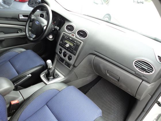 Ford 福特/Focus 2.0 照片3