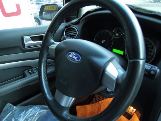 Ford 福特/Focus 2.0 照片6