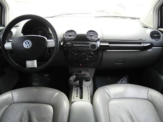 VW 福斯 Beetle 1.8 照片2