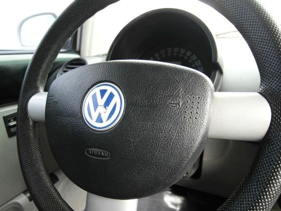 VW 福斯 Beetle 1.8 照片3