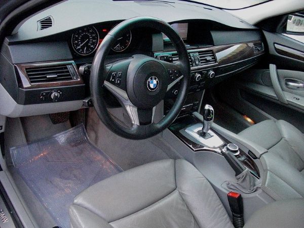 2007年BMW 528I 照片7