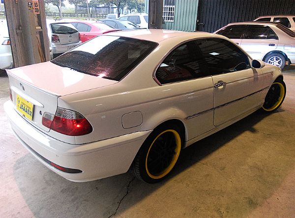 BMW 318CI 照片5