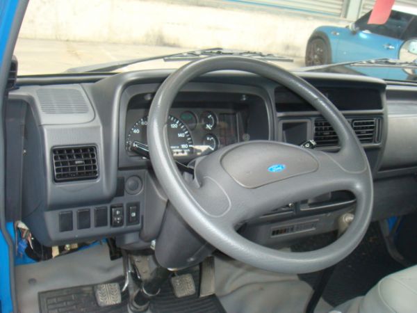 FORD ECONOVAN 照片6