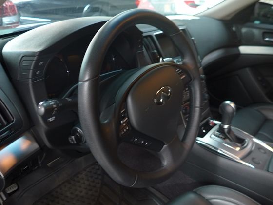 Infiniti 極致/G37s 照片3