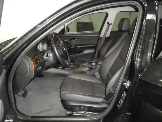 BMW 寶馬/320 I 照片3