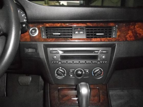 BMW 寶馬/320 I 照片6
