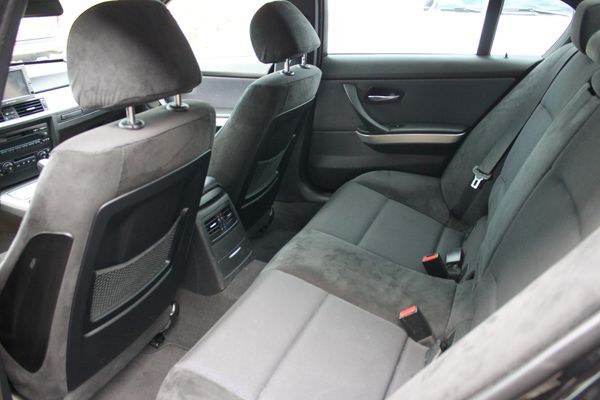 1萬交車 BMW E90 323 中古車 照片6