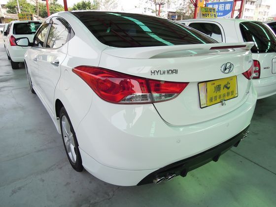 Hyundai 現代/Elantra 照片6