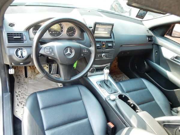 08年賓士C300AMG 3.0 照片7