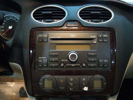 Ford 福特/Focus 1.8 照片7