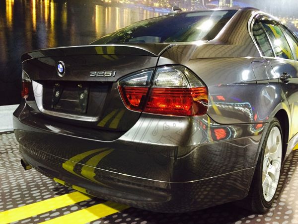 BMW E90 325i 中古車 二手車 照片3