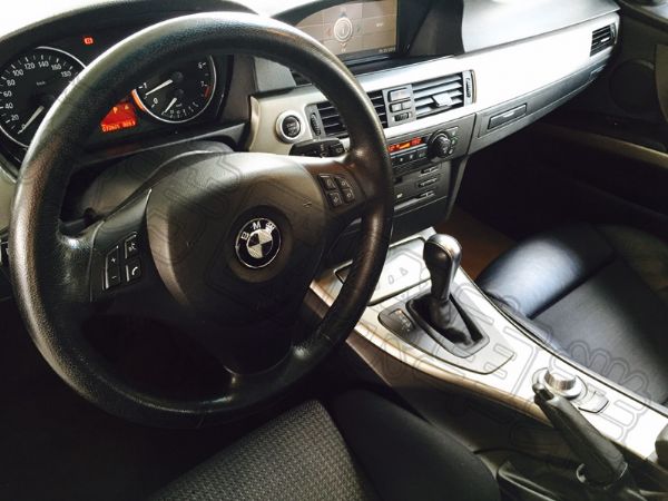 BMW E90 330i 中古車 二手車 照片6