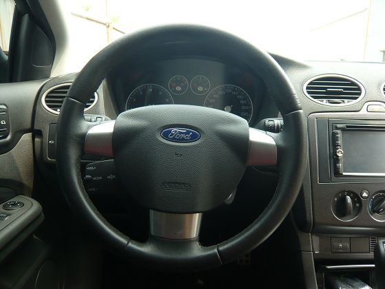 2007 Ford 福特  Focus  照片4