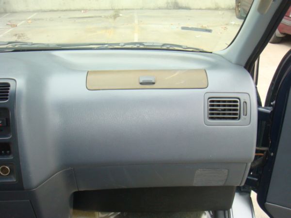 TOYOTA HIACE 照片7