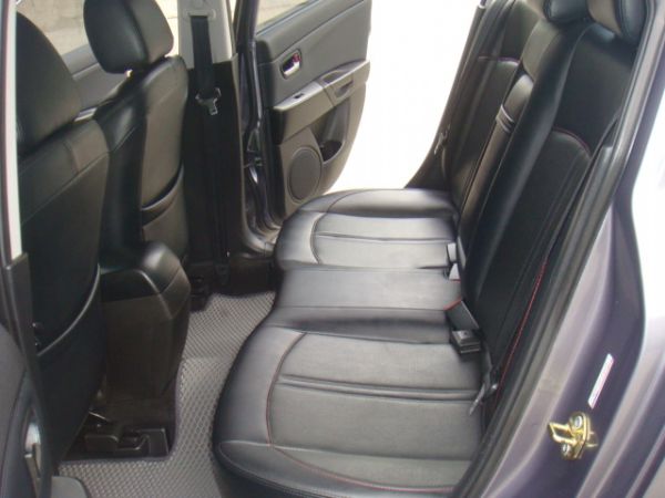 MAZDA 3 照片8