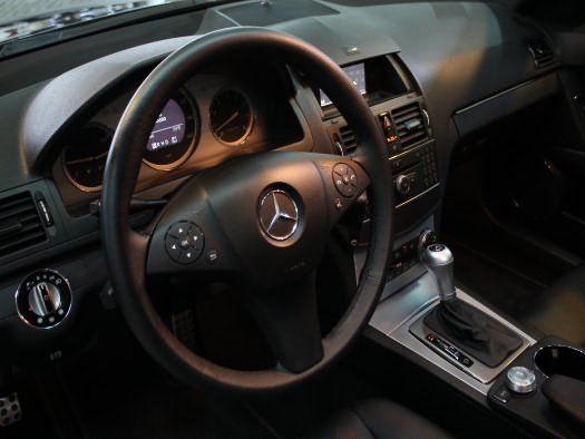 Benz 賓士 C-Class 黑色C3 照片7