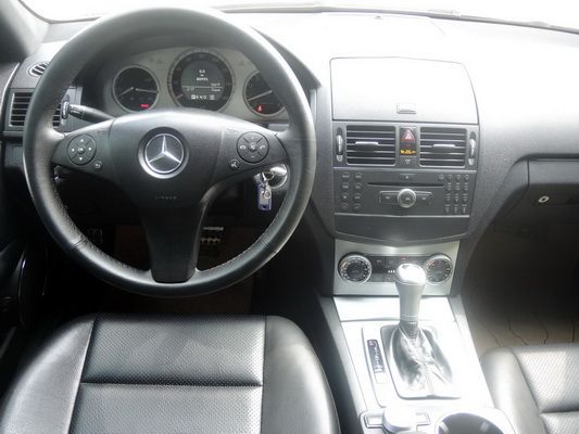 2008 BENZ C300 3.0 照片3