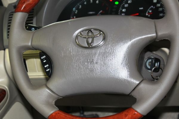 Toyota 豐田/Camry 2.0	 照片3