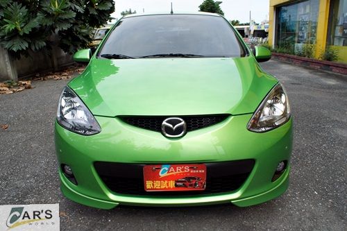 MAZDA2  1.5  小車可愛綠 照片1