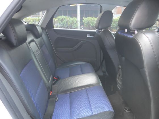 Ford 福特/Focus 2.0 照片4