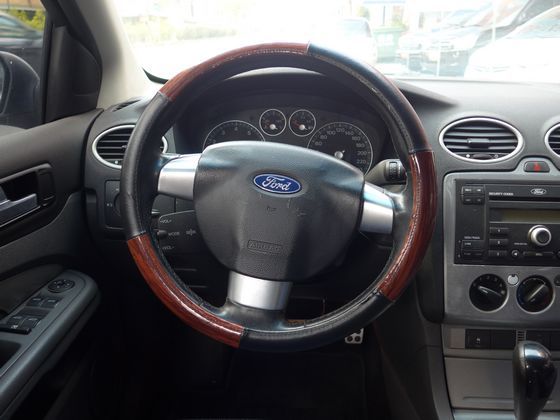 Ford 福特/Focus 2.0 照片5