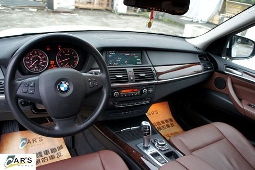 2011年 X5 一手車車況好里程少 照片6