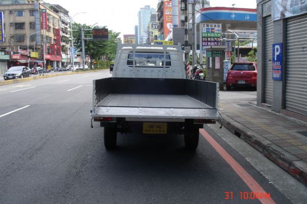 原漆車 豪華型 電動窗 木床 售價及總價 照片5