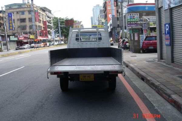 原漆車 豪華型 電動窗 木床 售價及總價 照片6